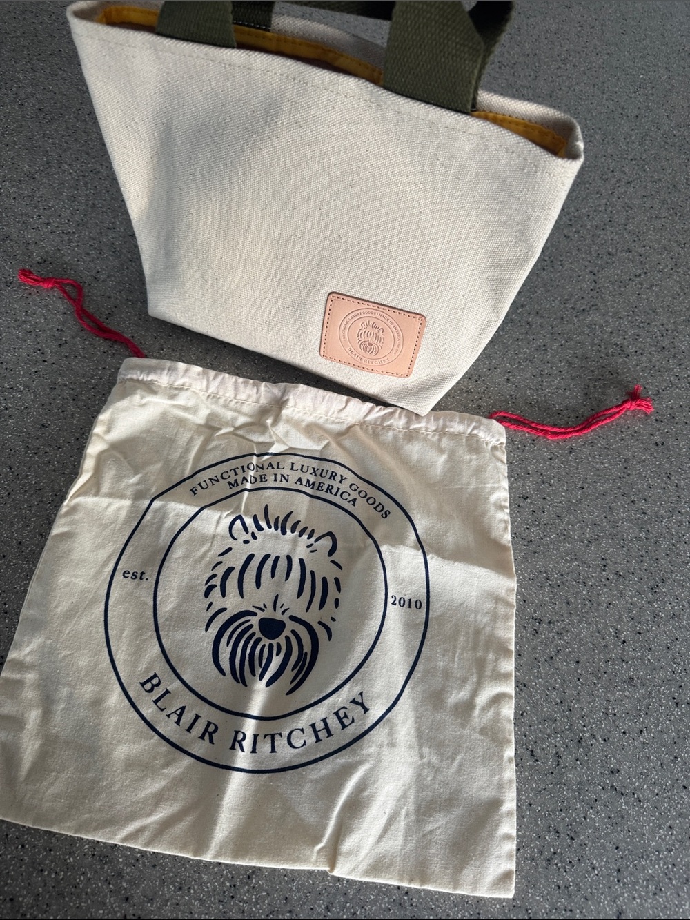 Blair Ritchey Lil' Gordie | Canvas tote - Picture 4 of 9